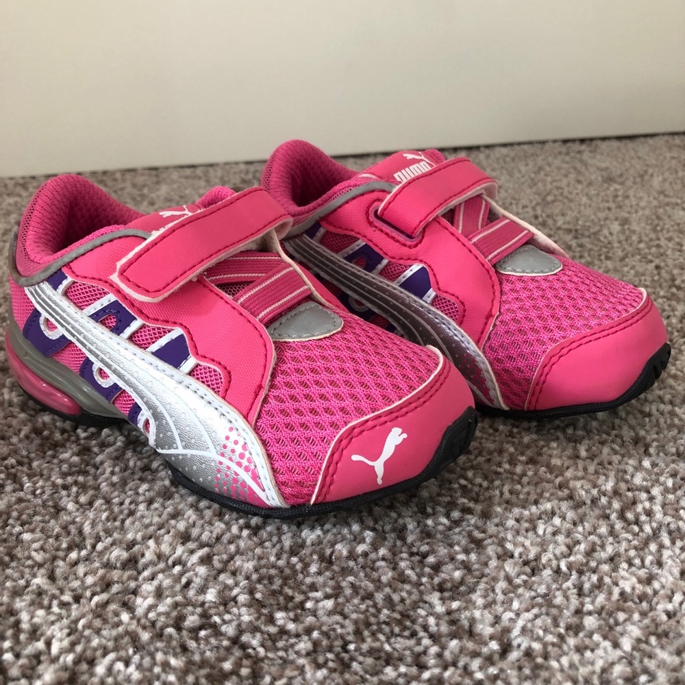 Girls PUMA athletic shoes!!!